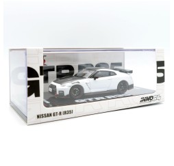 Inno64 Nissan GT-R R35 Nismo (weiß) Rechtslenker