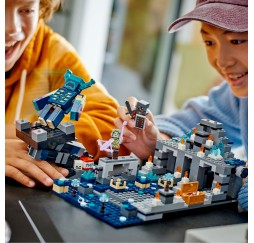 LEGO Minecraft 21246 Das Duell in der Finsternis